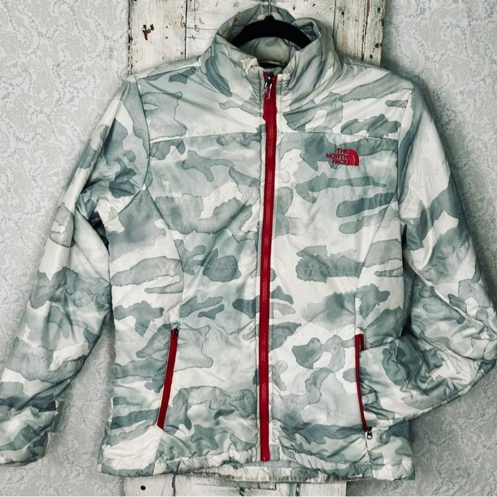 North Face Jacket Puffer Gray & White Camo Zippered Pockets Woman’s Size Medium